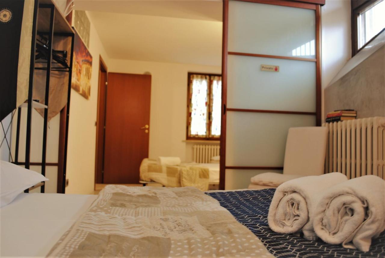 Dreaming Arena Rooms เวโรนา ภายนอก รูปภาพ